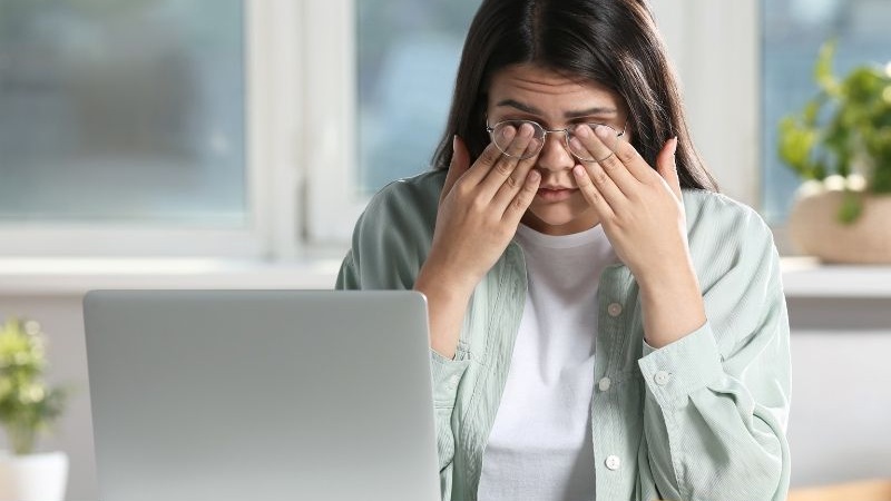 mỏi mắt